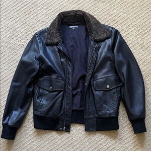 Men's Vince Black Leather Jacket with Fur Collar Size Small